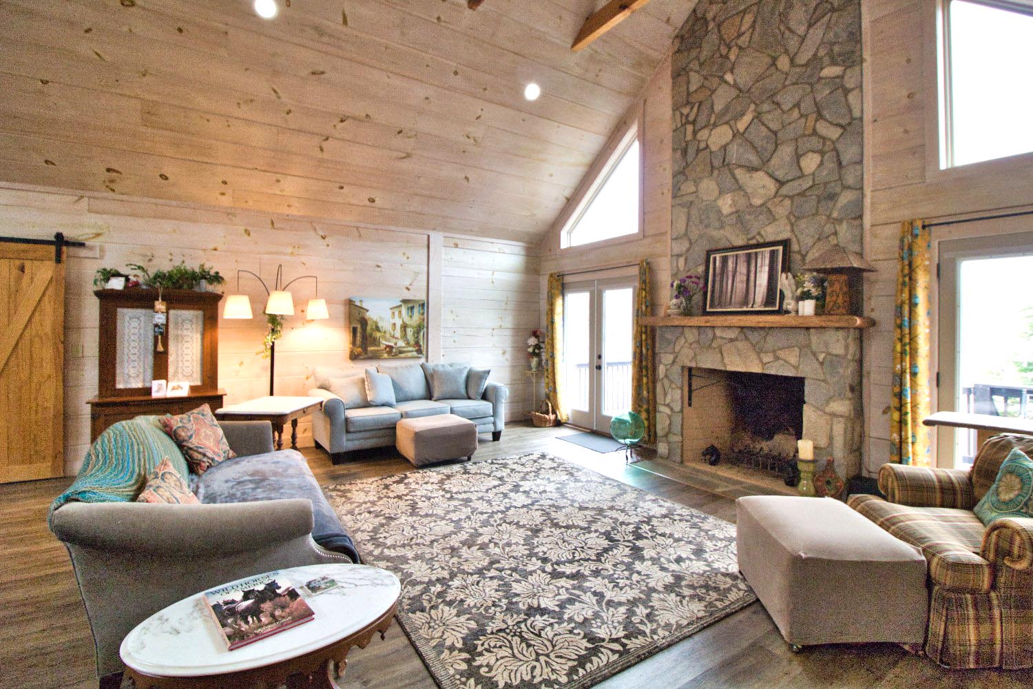 MLS # 4319903 | 2.55 acres | New log cabin w/barn in gated Hearthstone Ridge